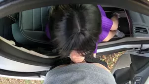 A beautiful girl had an orgasm from pleasure while masturbating outdoors