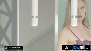 Linda LeClair takes off pantyhose while watching the Super Bowl