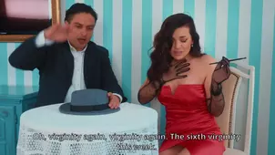 Funny pre blowjob clip with a featuring the stunning Luna Roulette