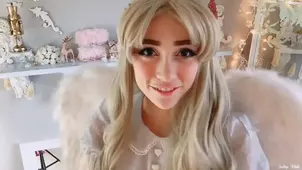 A philistine wants to get a blond girl pregnant