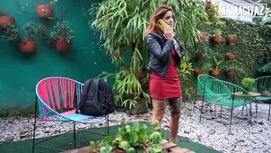 Amelia Red gets problems with renting a flat solved by stunning MILF