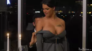 An unforgettable night with a blaondie and her huge boobs