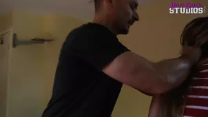 Daisy Chainz wrapped in a rope and got hard sex with her dad