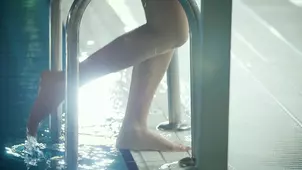 A girl with courage does her erotic solo with a shaking pelvis