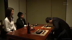 An Oriental secretary got banged on the bed hard