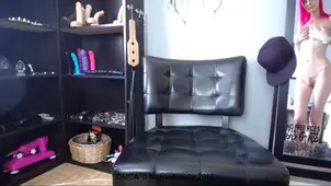 A juicy solo action with a hardcore twist from Mohawk Molly in 720p.